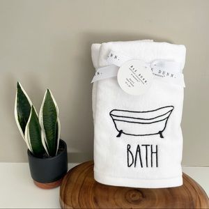 Rae Dunn hand towels